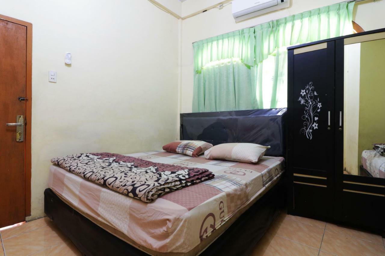 วิสมา ยูลี ชาเรียะฮ์ Hotel เมดาน ภายนอก รูปภาพ